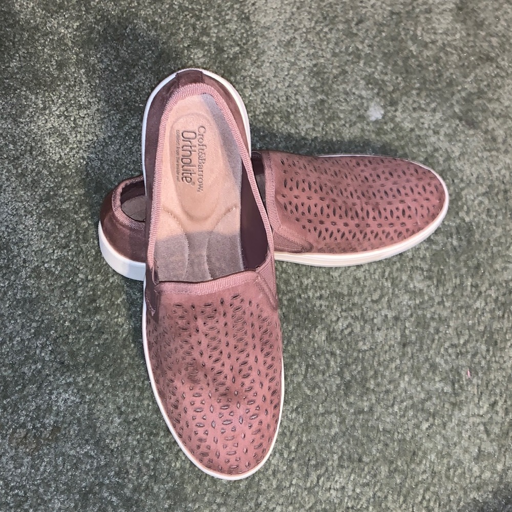BRAND NEW Croft & Loft Shoes